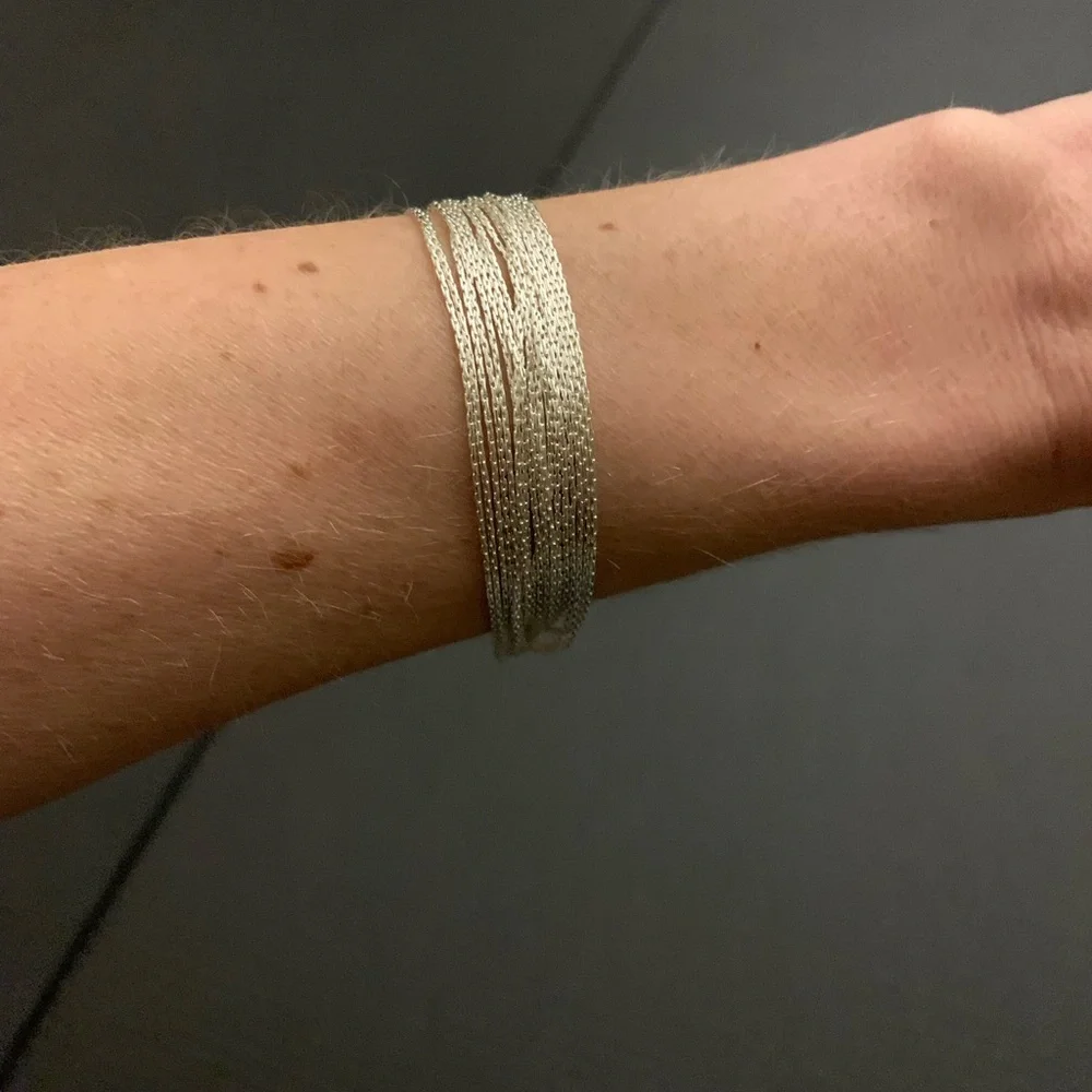 NWOT Nikola Valenti inspired collection silver serenity multi strand bracelet - Picture 5 of 6